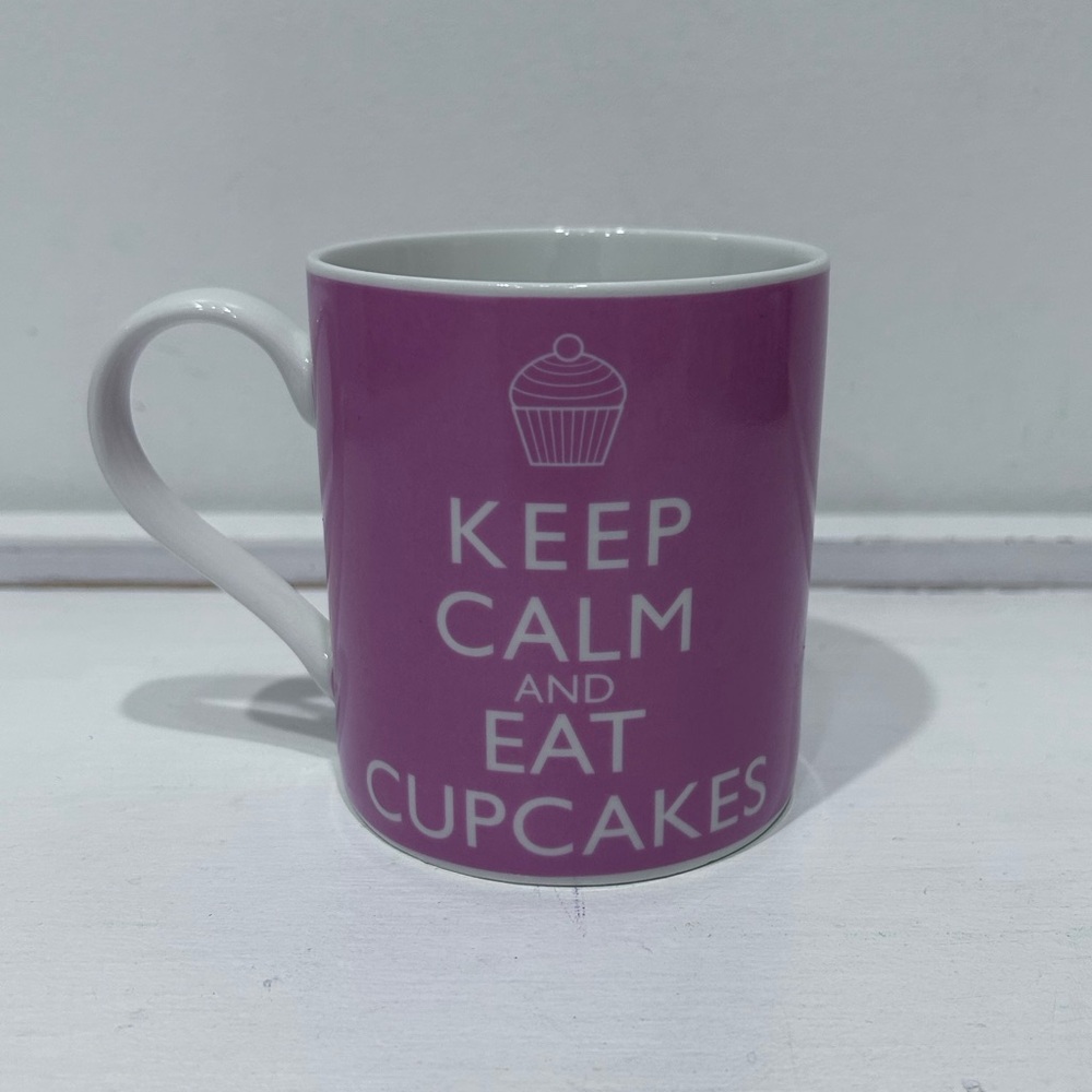 Kent Pottery Pink &‎ White  "Keep Calm & Eat Cupcakes” Coffee / Tea Mug